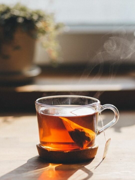 4 Reasons Why People Like to Drink Tea